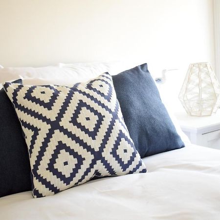 The Bay Beach Apartments Bournemouth Bagian luar foto